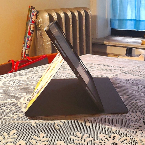 iPad Pro 4th Generation Case w/ Unique Flower Designs, Unbranded - Picture 11 of 11